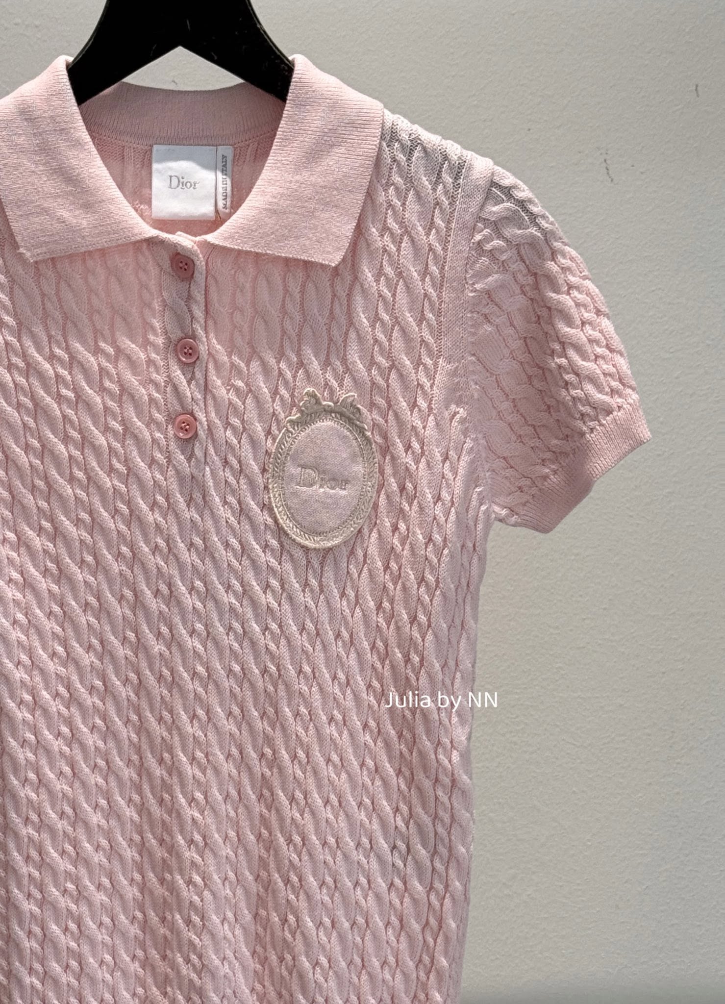 Áo len polo hồng dệt nổi